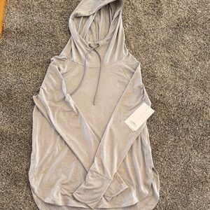 Athleta Light Gray untempo Hoodie Sweatshirt size medium NWT